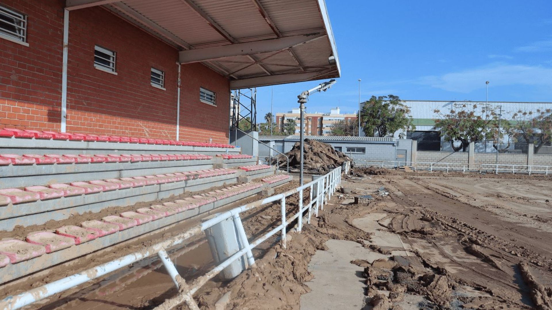 camp_municipal_desports_de_sedavi_foto_carlos_orti_006.png camp_municipal_desports_de_sedavi_foto_carlos_orti_006.png