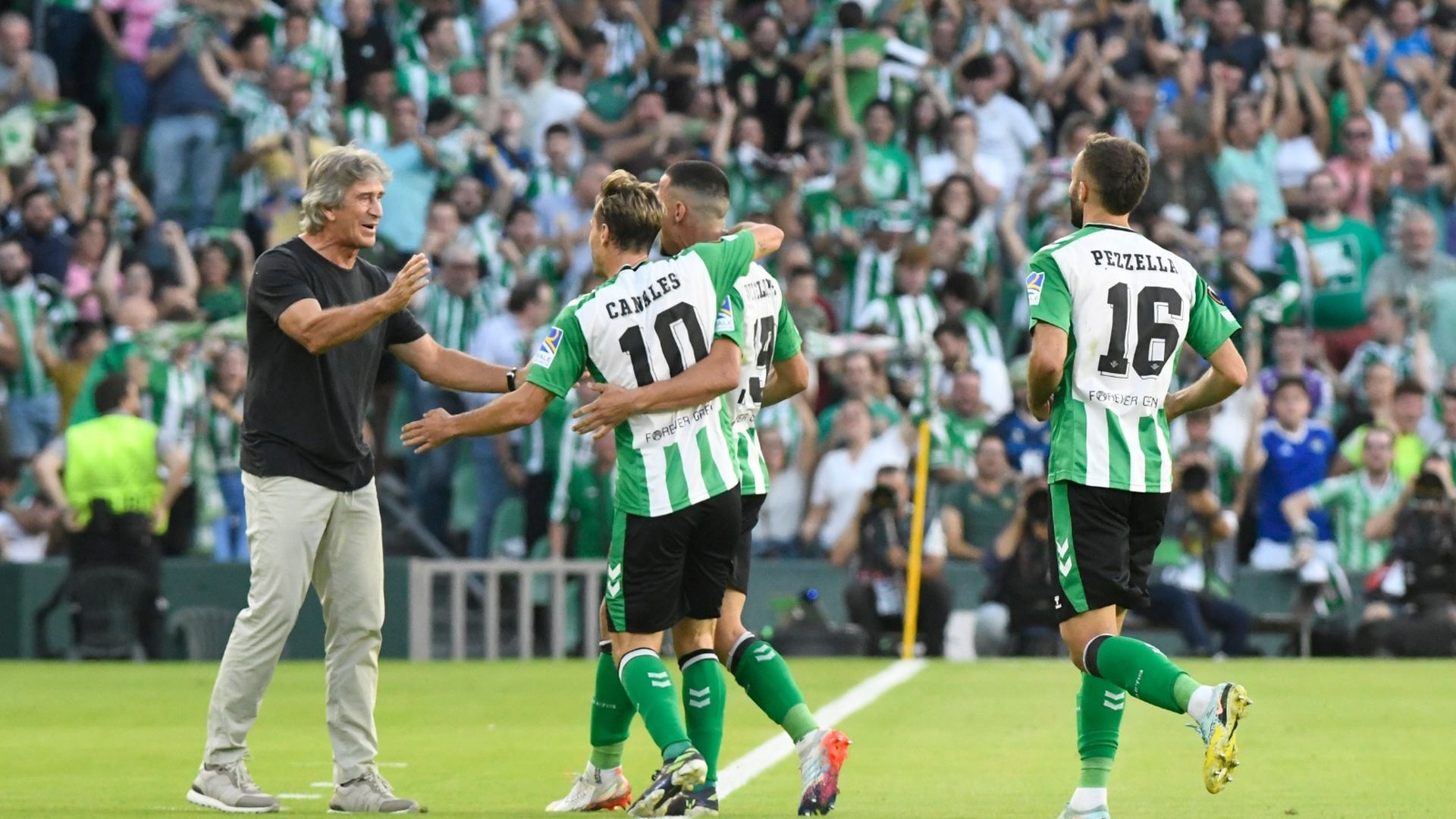 canales_celebra_su_gol_ante_la_roma_foto_kiko_hurtado_006.jpeg canales_celebra_su_gol_ante_la_roma_foto_kiko_hurtado_006.jpeg