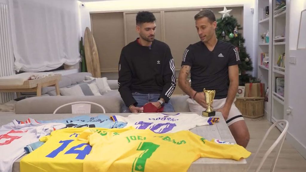 (MEDIASET) La inocentada de Canales durante una entrevista