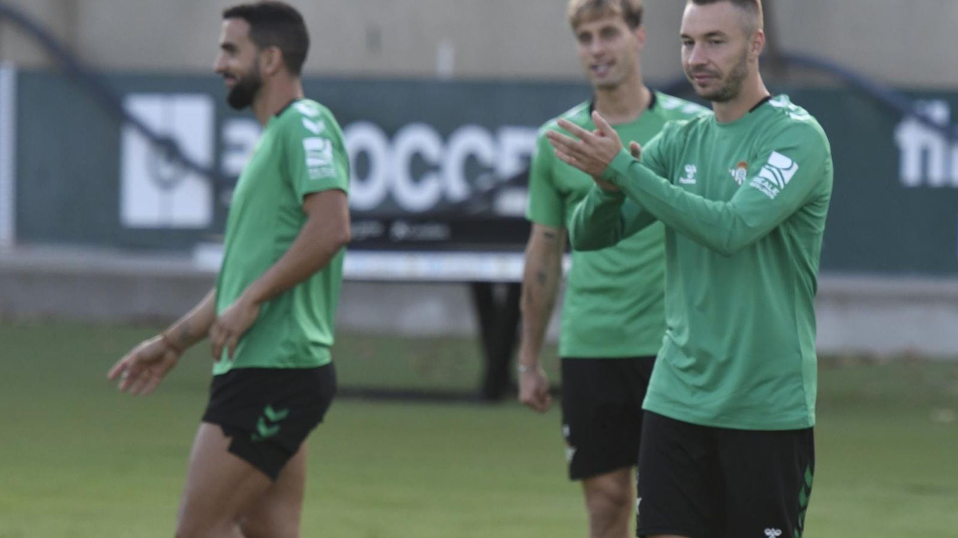 canales_y_loren_en_el_entrenamiento_foto_kiko_hurtado_001.jpeg