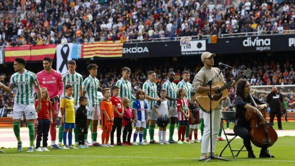 Canción Voces de Valencia en Mestalla