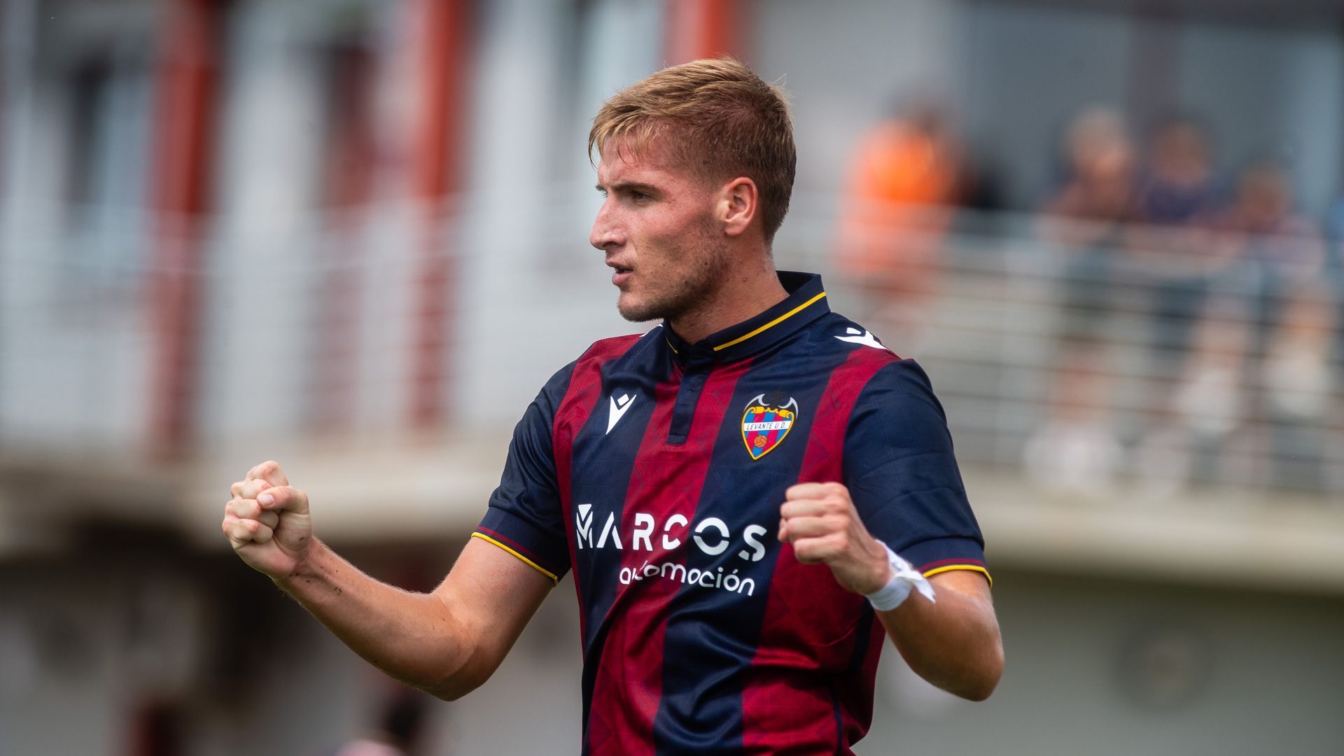 cantero_en_el_amistoso_entre_levante_y_nottingham_forest_foto_lud_001.jpg