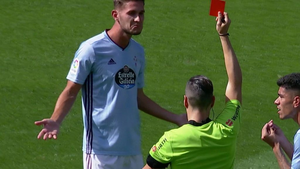 Celta-Granada: Expulsión de Jorge Sáenz