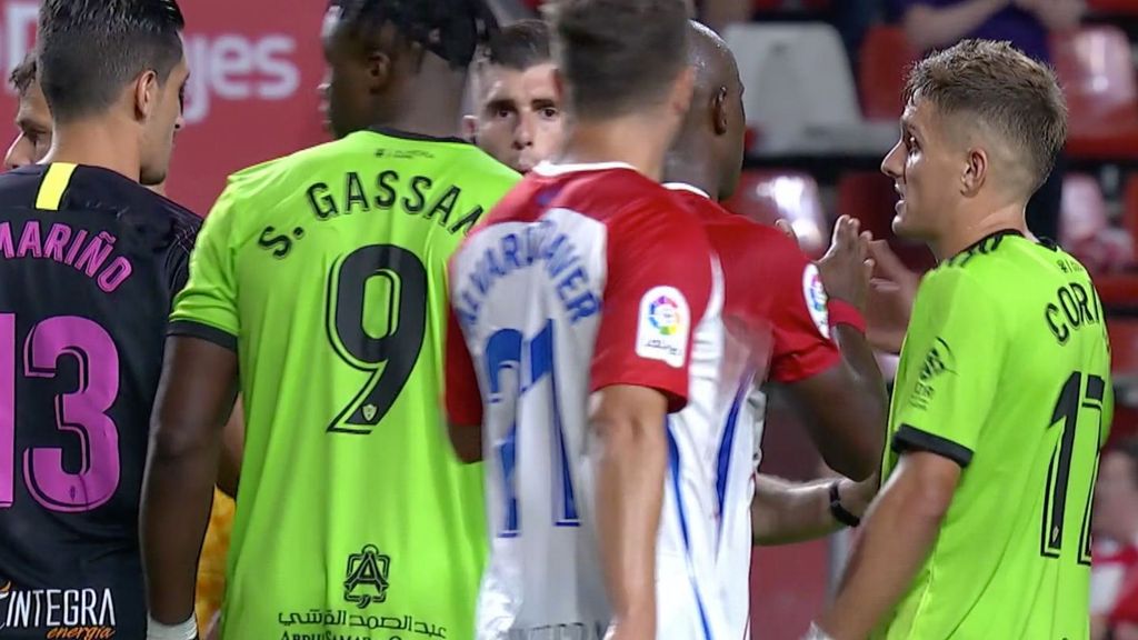 Sporting de Gijón 4-2 Almería: Resumen del partido