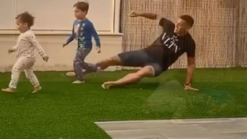 El Diego Carlos más familiar (y leñero) durante el parón por el coronavirus