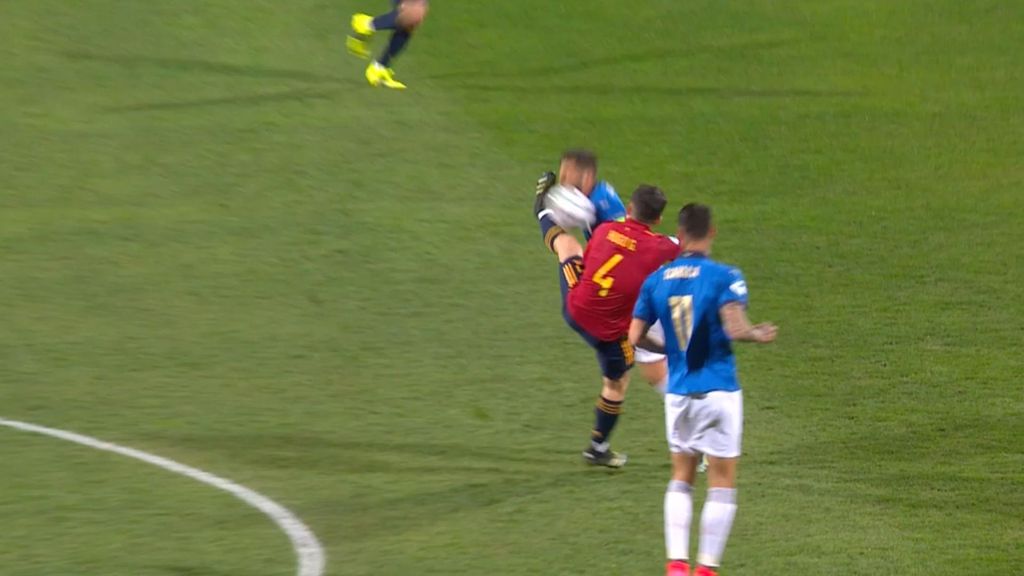 (Geobloqueo España) (MEDIASET) España-Italia sub21: Las disputas entre Cutrone y Guillamón