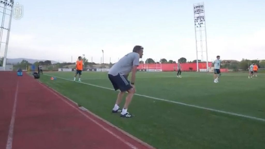 La espectacular intensidad que impone Luis Enrique en el primer entrenamiento de la selección española para preparar la Eurocopa 2020