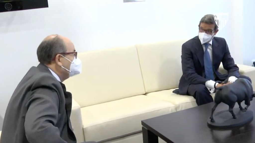 Así recibieron a Jorge Paradela en el Sevilla FC