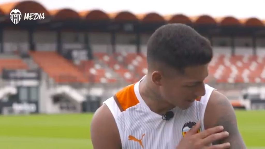 Marcos André desvela su tatuaje más íntimo