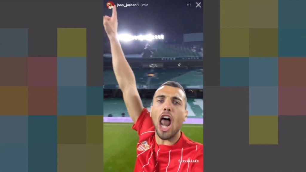 Betis-Sevilla: La locura de Joan Jordán en la celebración sevillista en el Benito Villamarín