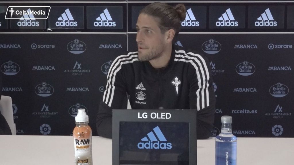 Rueda de prensa de Gonçalo Paciencia