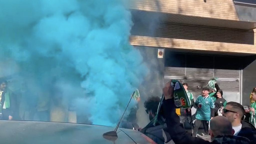 Aficionados del Betis en la previa del Espanyol-Betis
