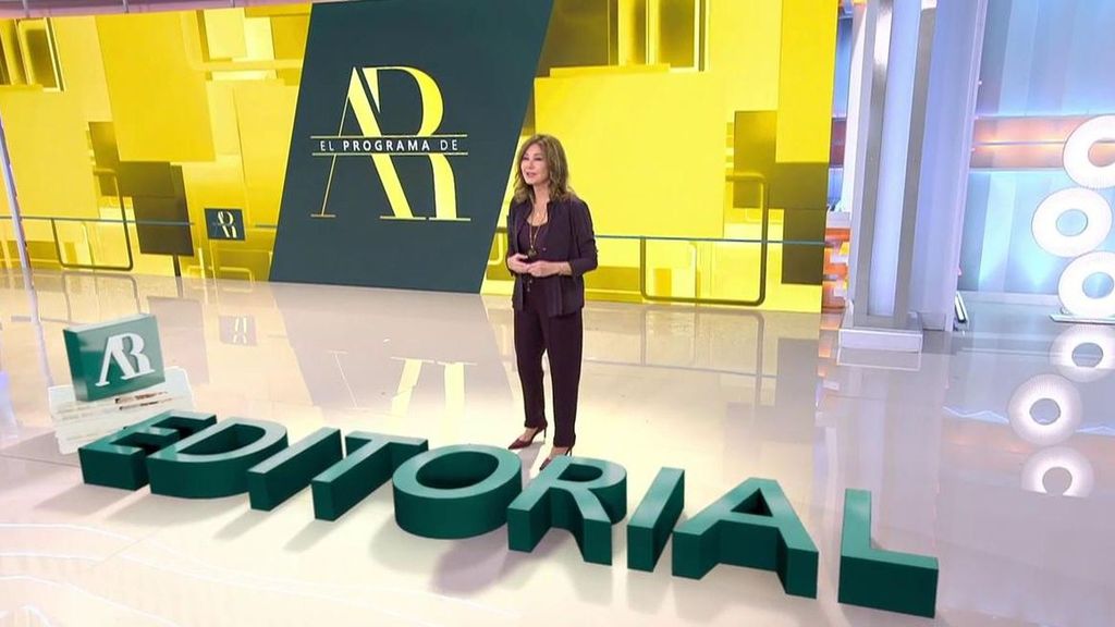 Ana Rosa Quintana, de Pedro Sánchez: "Conduce en modo Motomami, en dirección contraria al país"