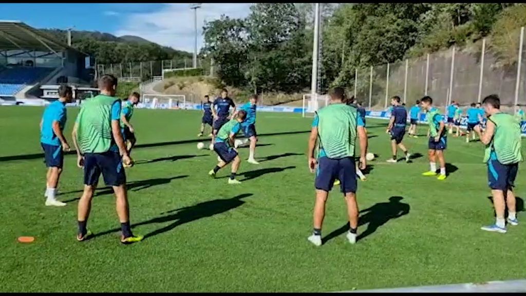 Entrenamiento de la Real Sociedad: Karrikaburu afila sus garras tras la lesión de Sadiq