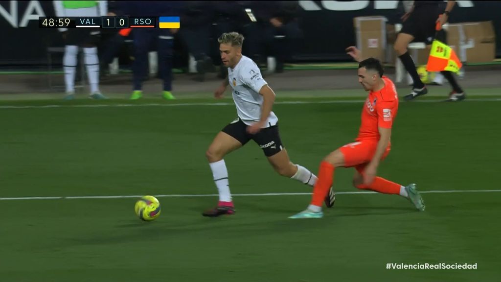 Valencia-Real Sociedad: el penalti anulado al Valencia