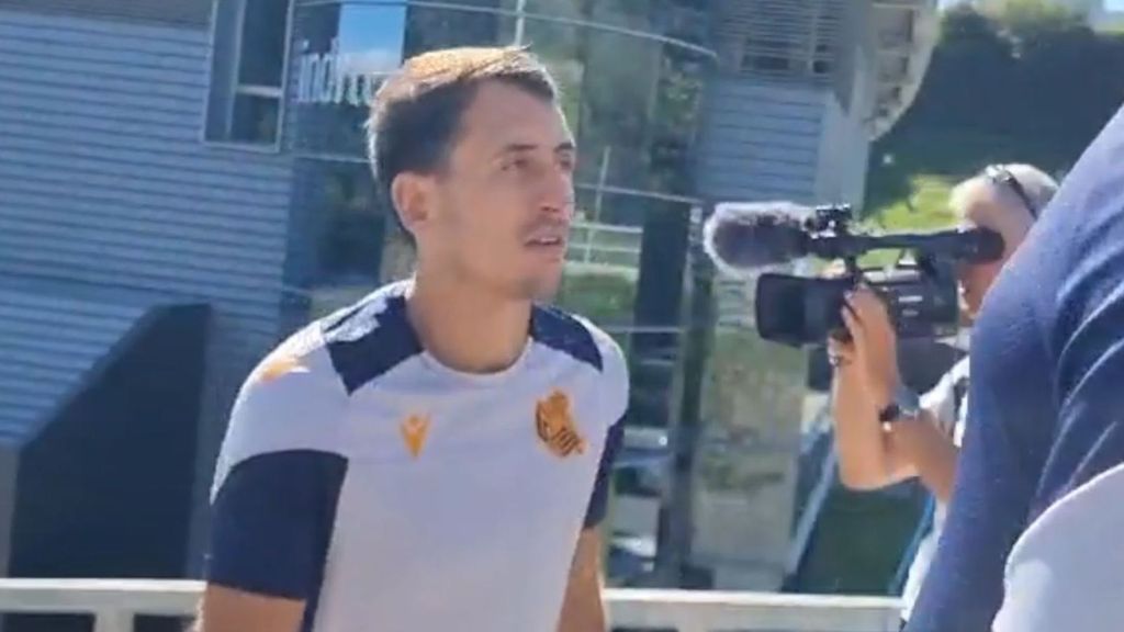 Los jugadores de la Real Sociedad transmiten a la prensa que es un partido diferente