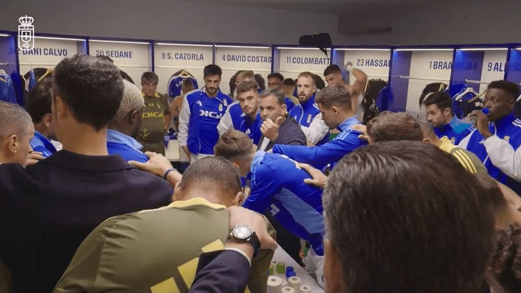 La charla de Calleja en el vestuario del Real Oviedo tras sus problemas personales antes de un partido