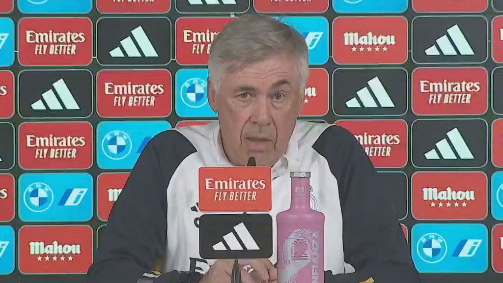 Ancelotti estalla por el acoso a Vinicius desde Valencia