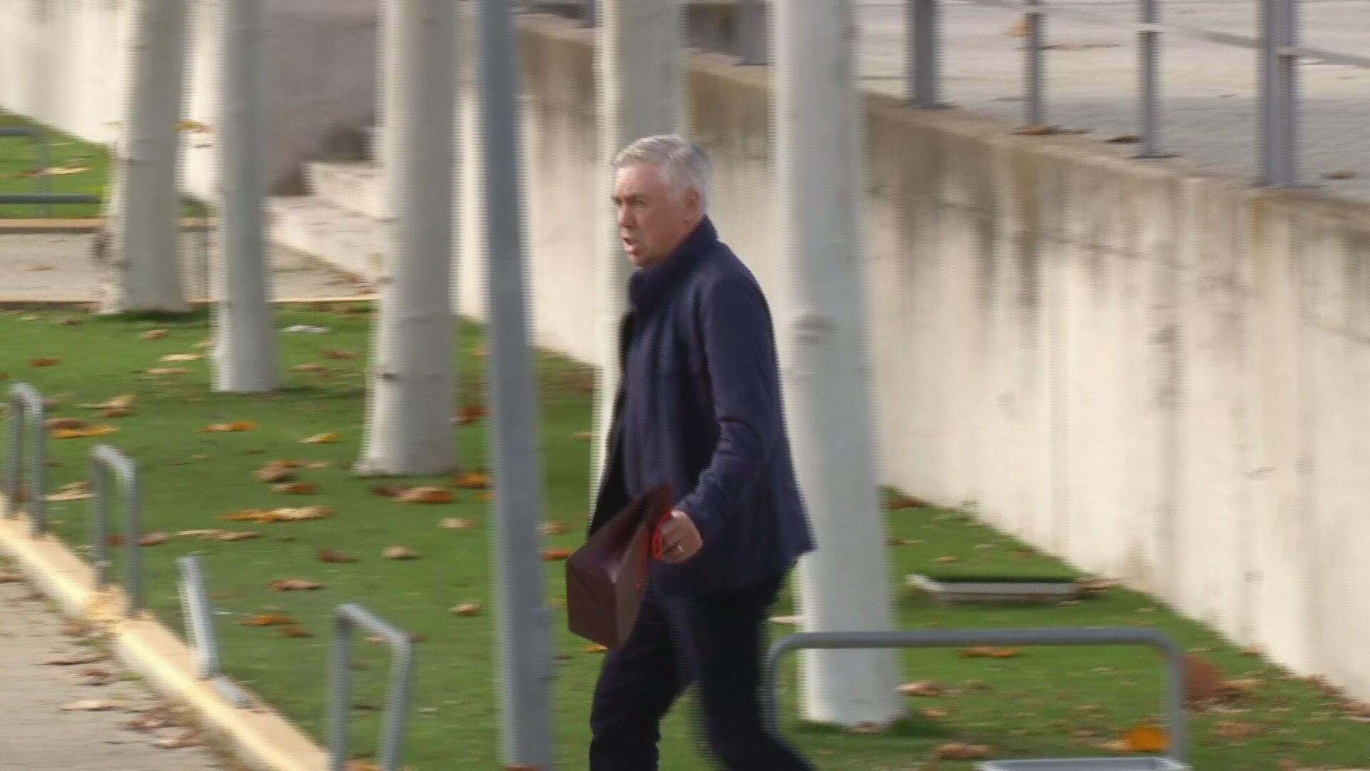 carlo_ancelotti_muy_enfadado_tras_la_reunion_con_el_cta_001.png carlo_ancelotti_muy_enfadado_tras_la_reunion_con_el_cta_001.png