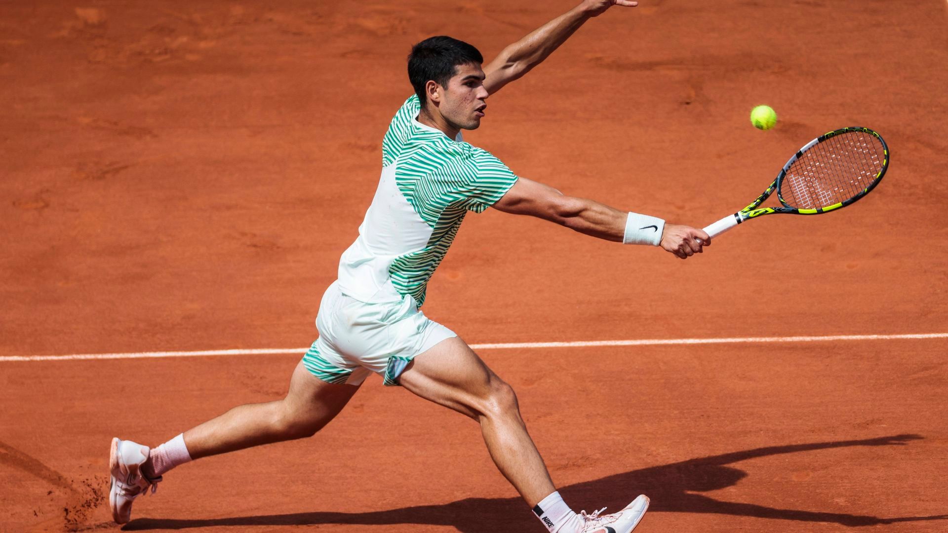 carlos_alcaraz_en_semifinales_de_roland_garros_foto_cordon_press_001.jpg