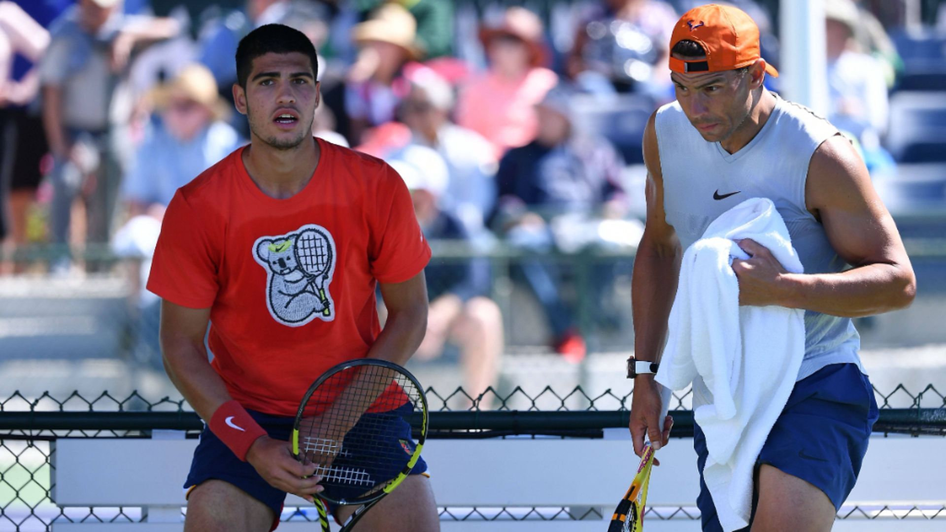 carlos_alcaraz_y_rafael_nadal_entrenando_juntos_fuente_cordon_press.jpg carlos_alcaraz_y_rafael_nadal_entrenando_juntos_fuente_cordon_press.jpg