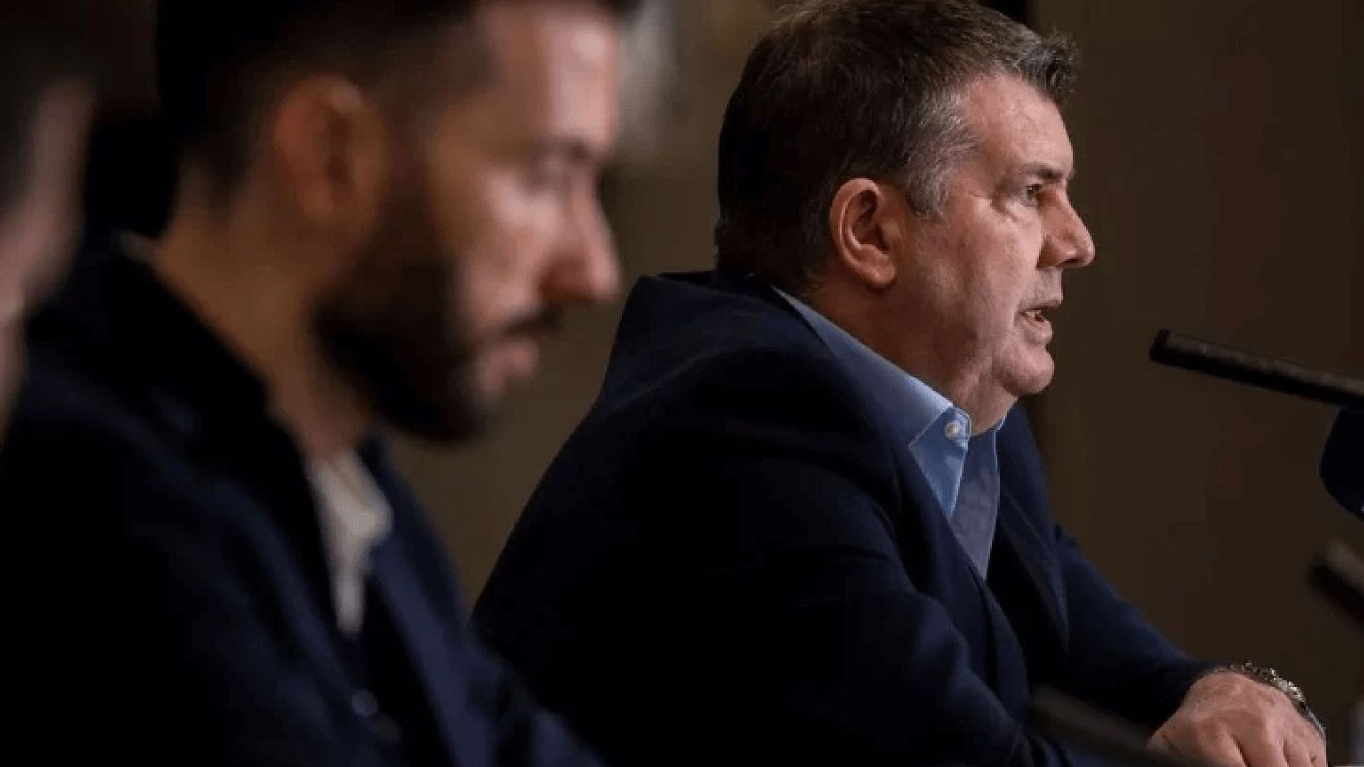 carlos_corberan_y_ron_gourlay_en_el_west_bromwich_001.png carlos_corberan_y_ron_gourlay_en_el_west_bromwich_001.png