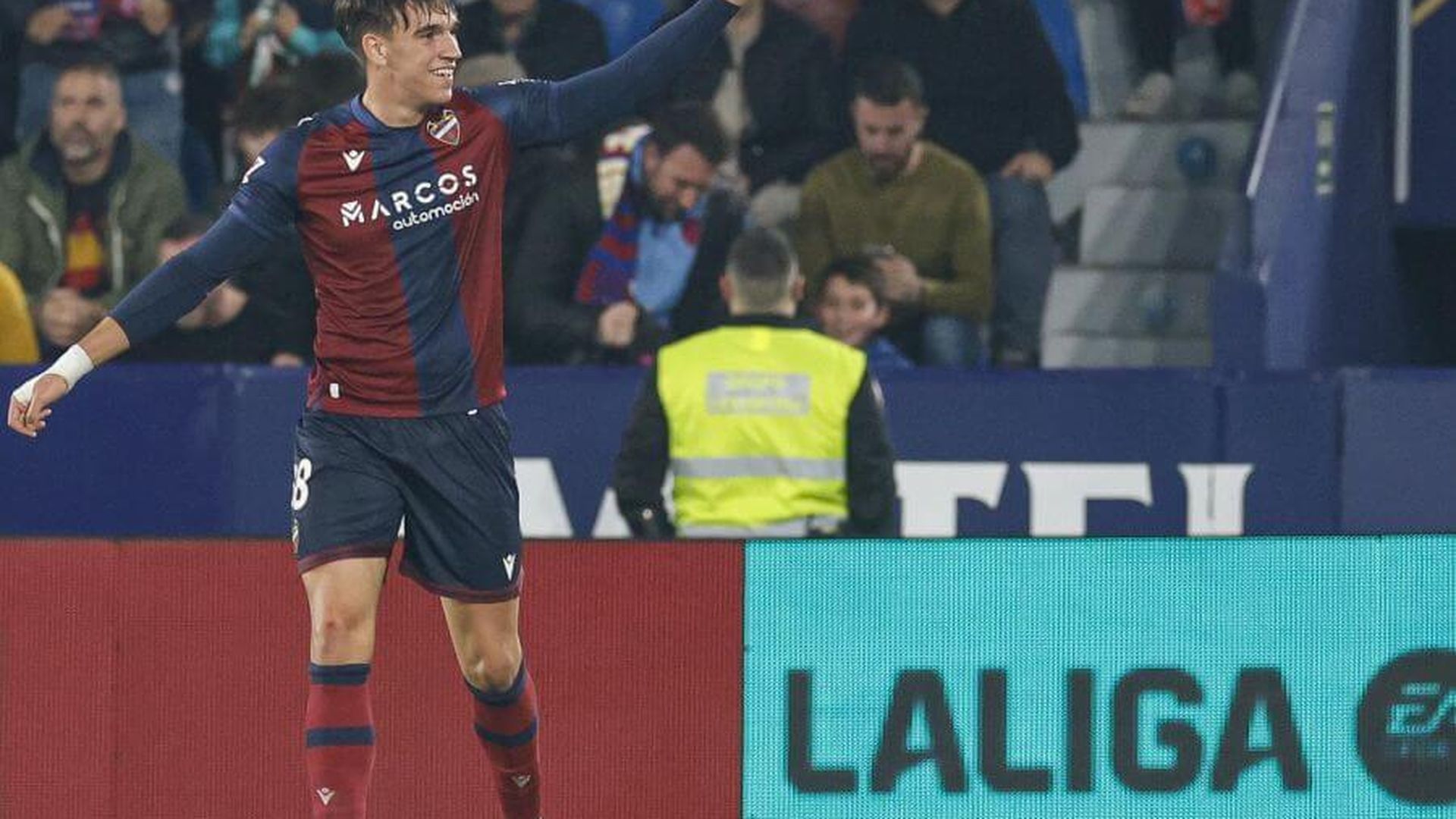 carlos_espi_001.jpeg carlos_espi_001.jpeg