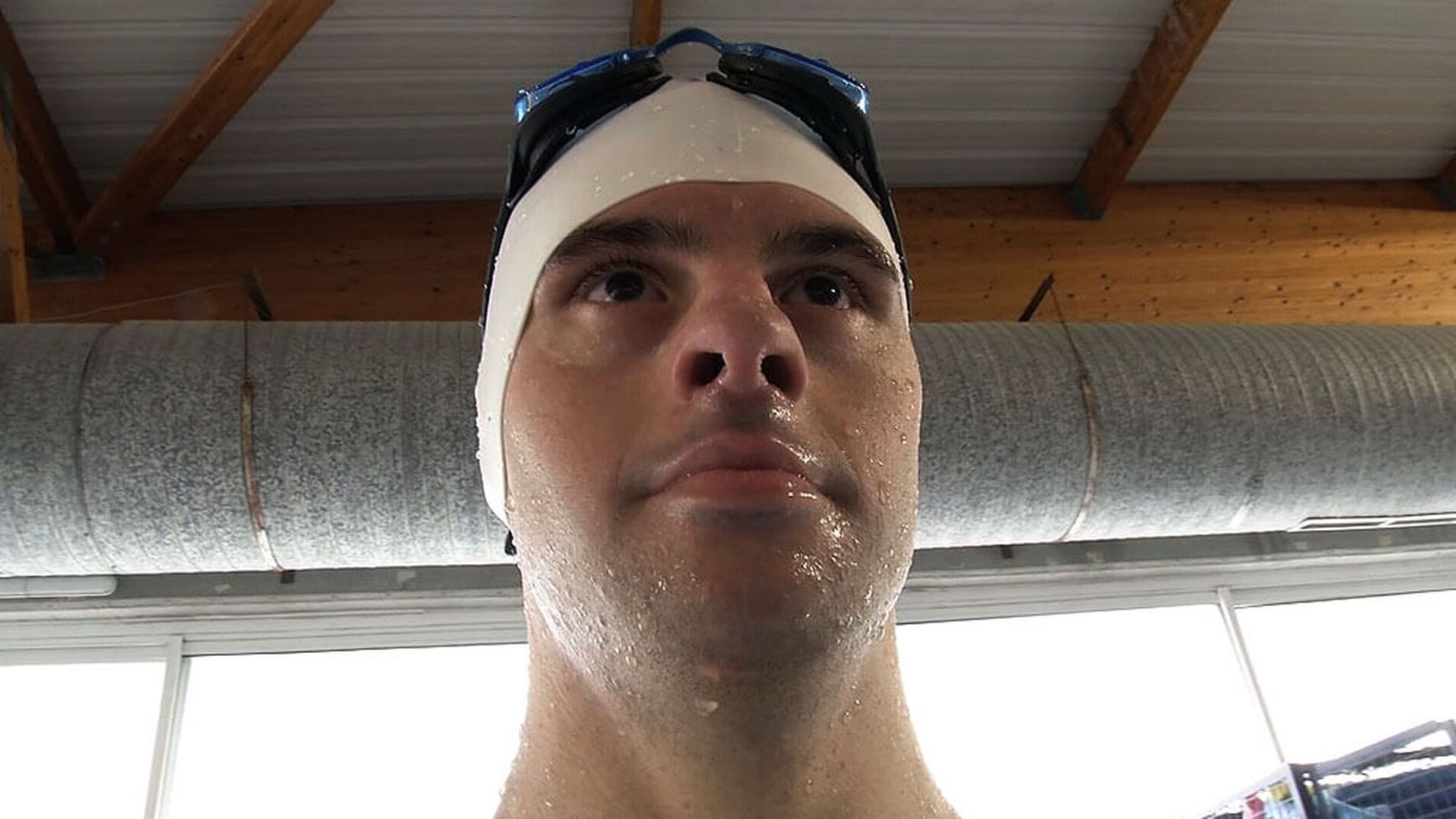 carlos_hernandez_campeon_de_28_medallas_de_oro_foto_eldesmarque_001.jpg carlos_hernandez_campeon_de_28_medallas_de_oro_foto_eldesmarque_001.jpg