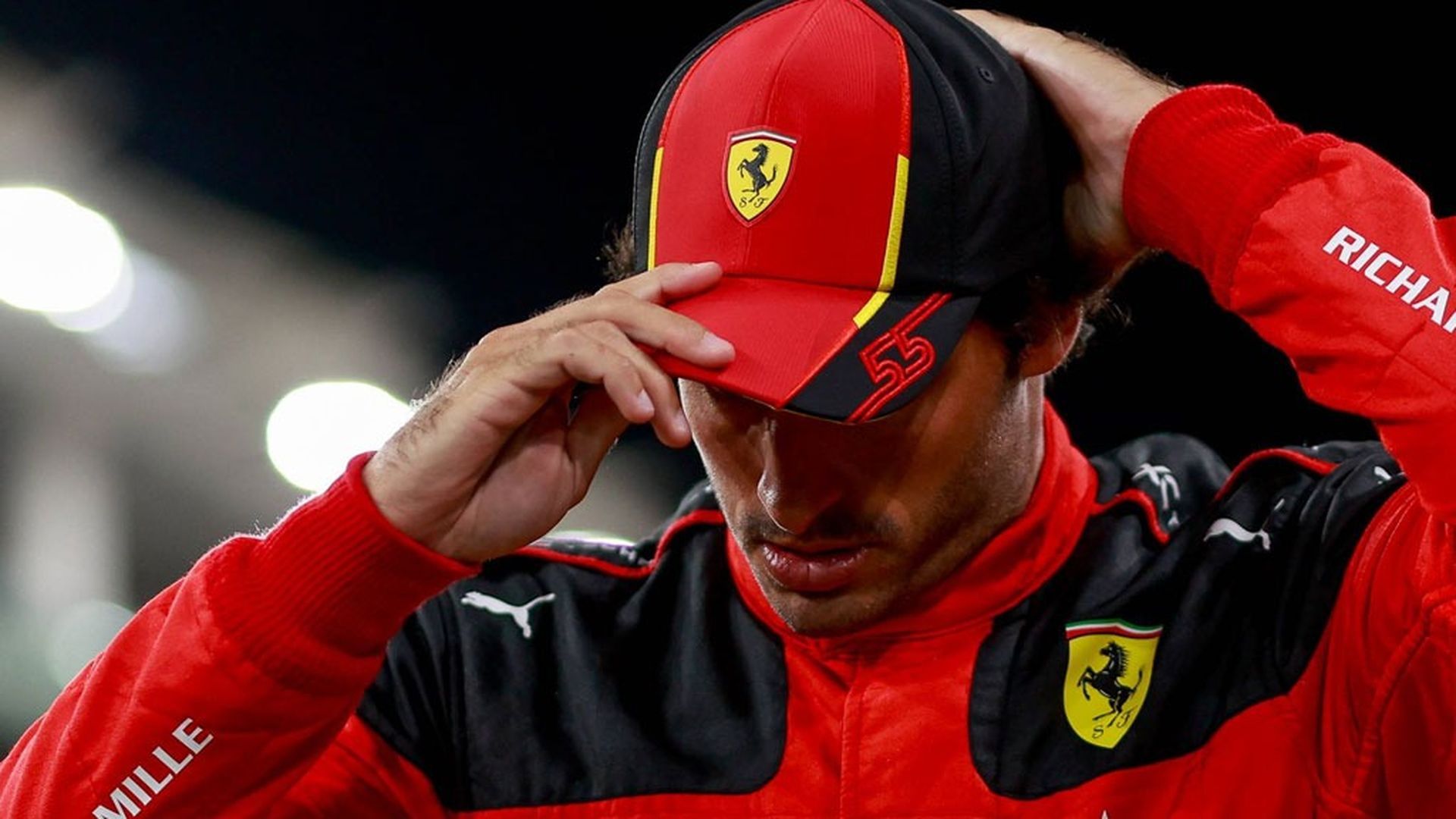 carlos_sainz_maneja_tres_escuderias_posibles_y_descarta_red_bull_cordon_press.jpeg carlos_sainz_maneja_tres_escuderias_posibles_y_descarta_red_bull_cordon_press.jpeg