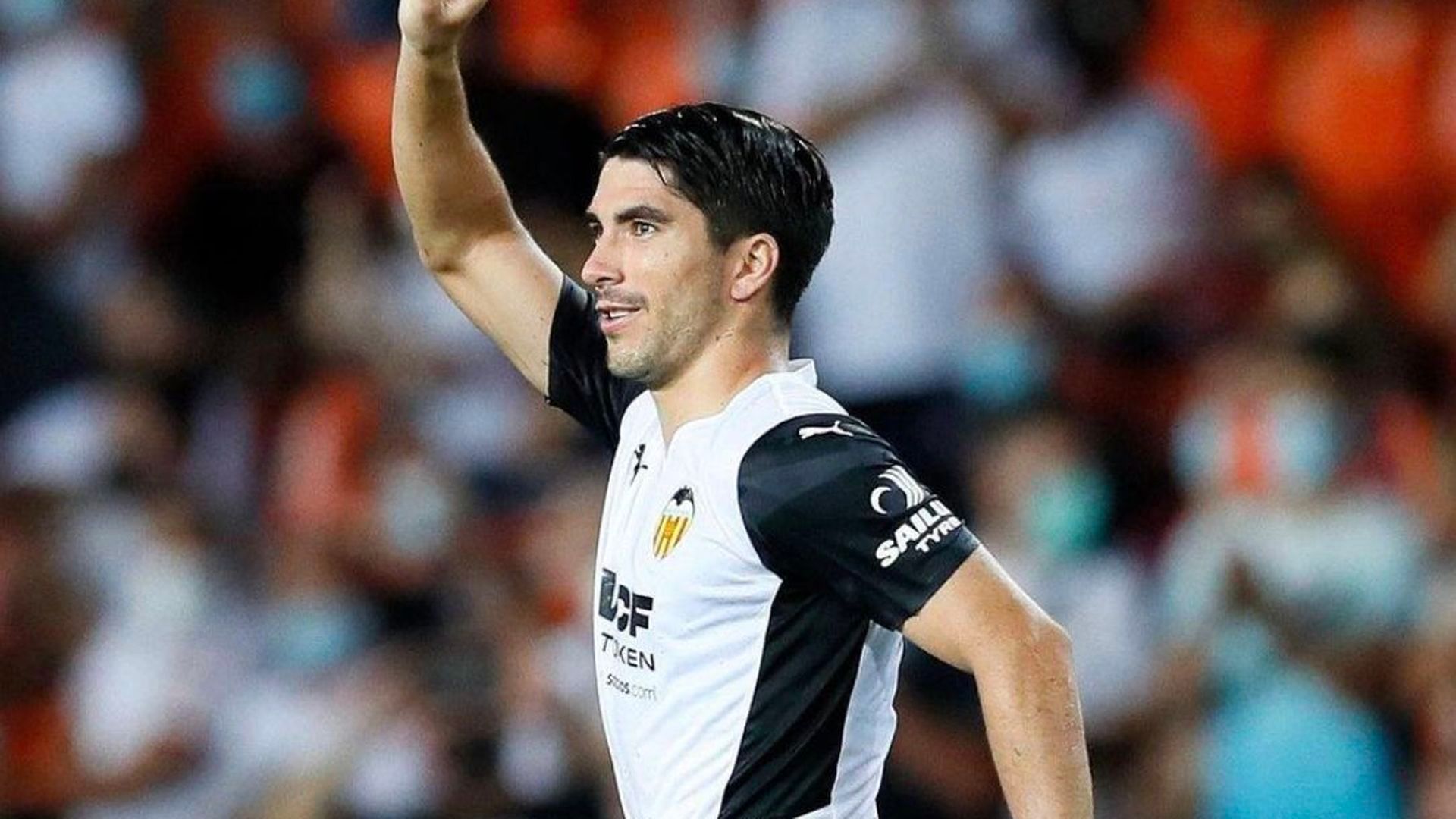 carlos_soler_celebra_su_golazo_foto_valencia_cf_002.png