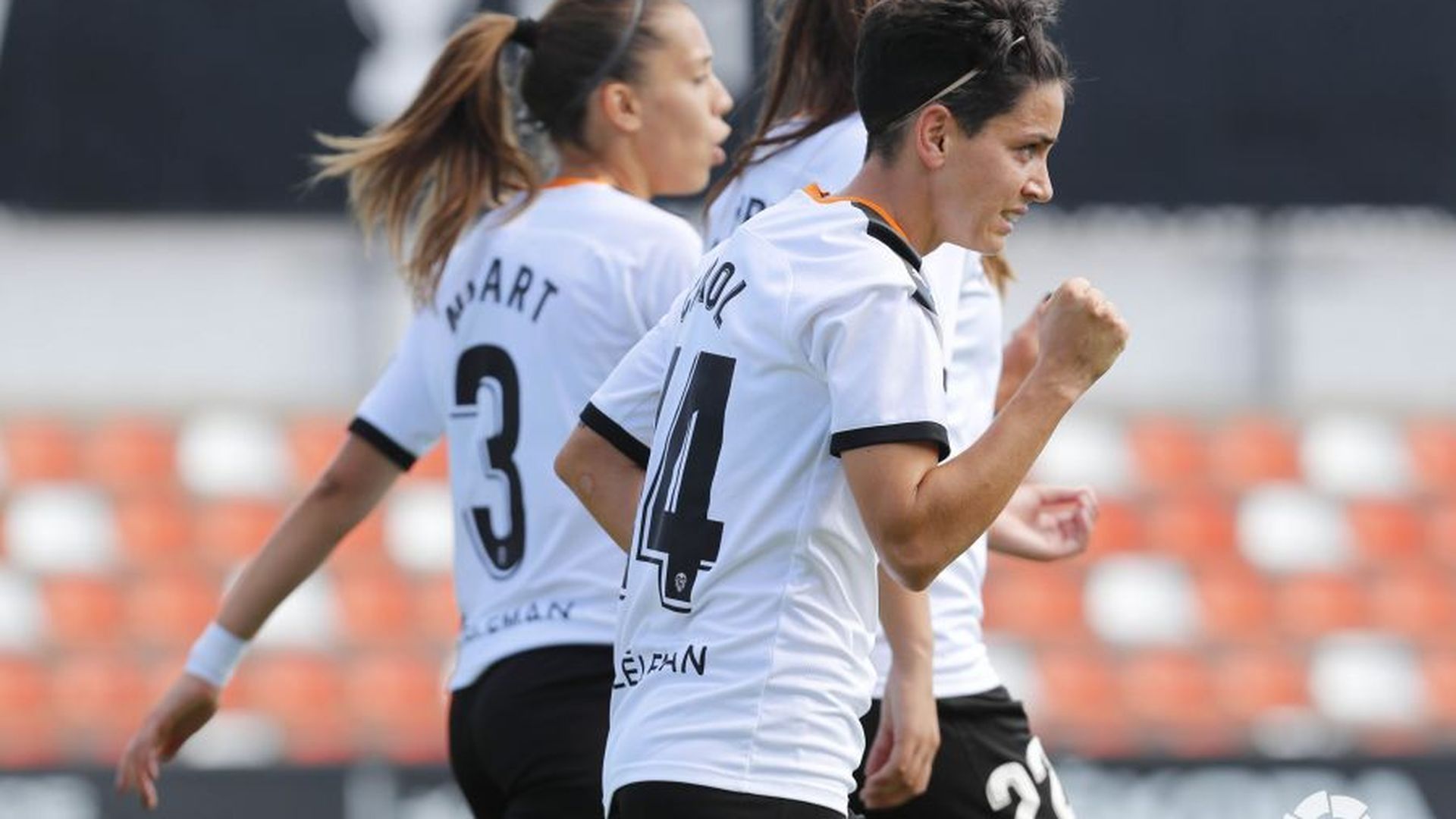 carol_ferezjpeg.jpeg carol_ferezjpeg.jpeg