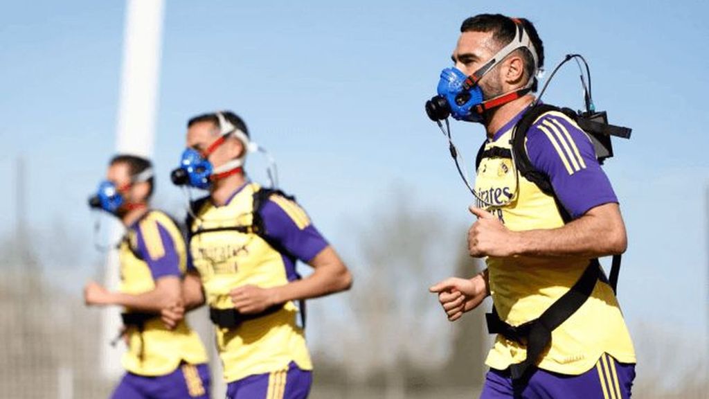 Pintus pone a prueba a los jugadores con un test de alta intensidad y las máscaras de hipoxia