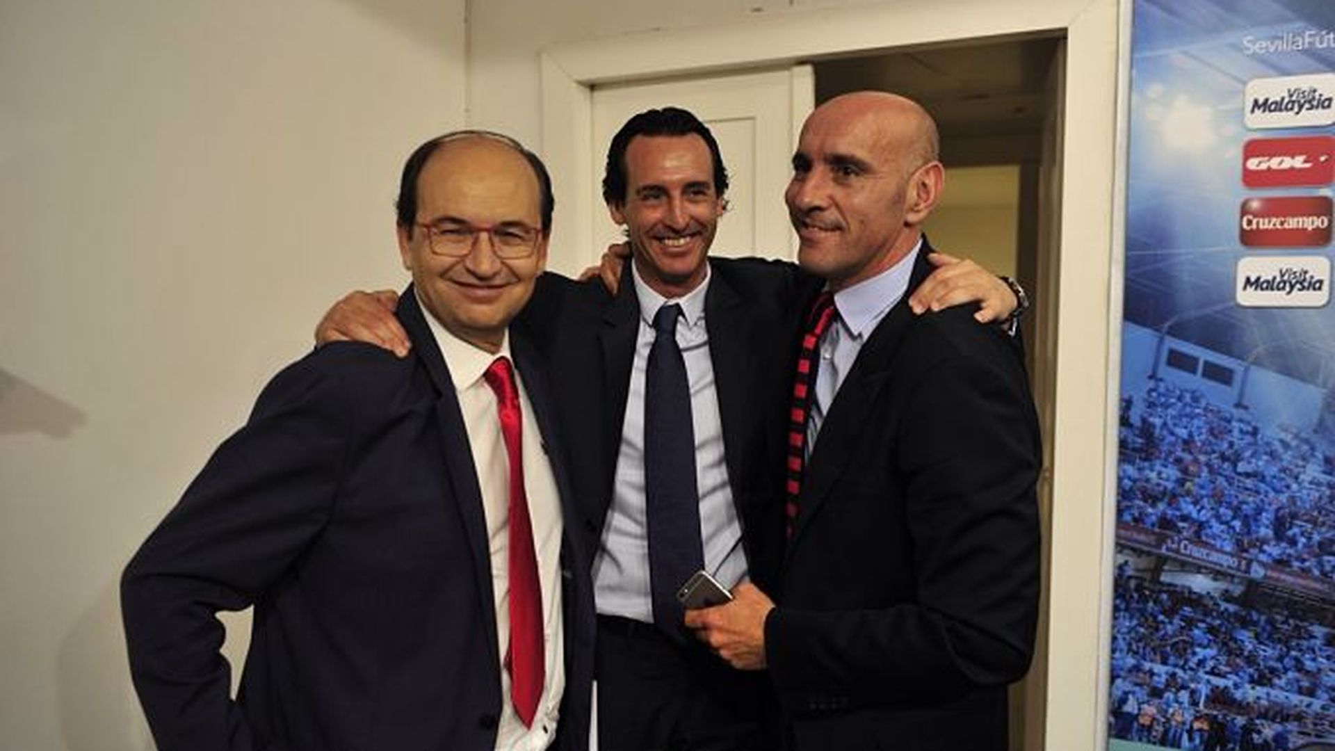 castro_emery_monchi_alegres_opt.jpg