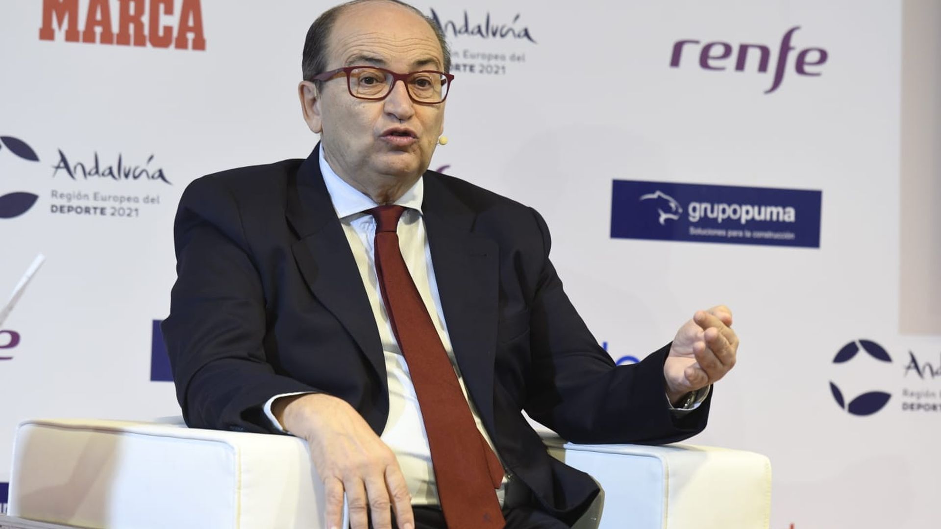 castro_marca_weekend_005.jpeg castro_marca_weekend_005.jpeg