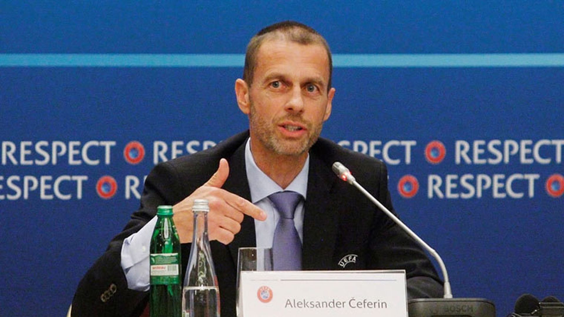 ceferin_durante_un_acto_publico.jpg ceferin_durante_un_acto_publico.jpg