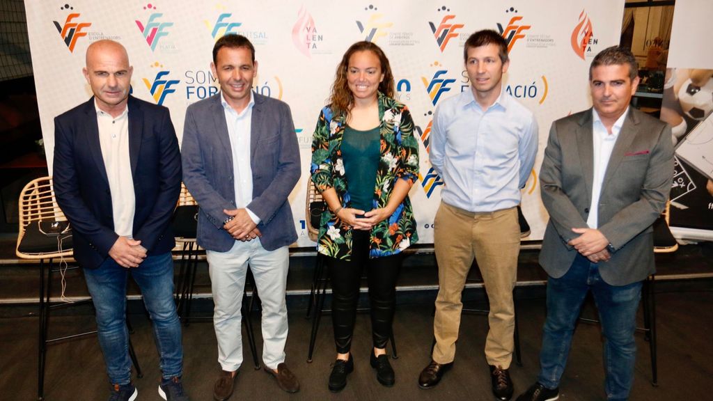 Celades, Paco López y Calleja en el curso de formación de entrenadores 2019