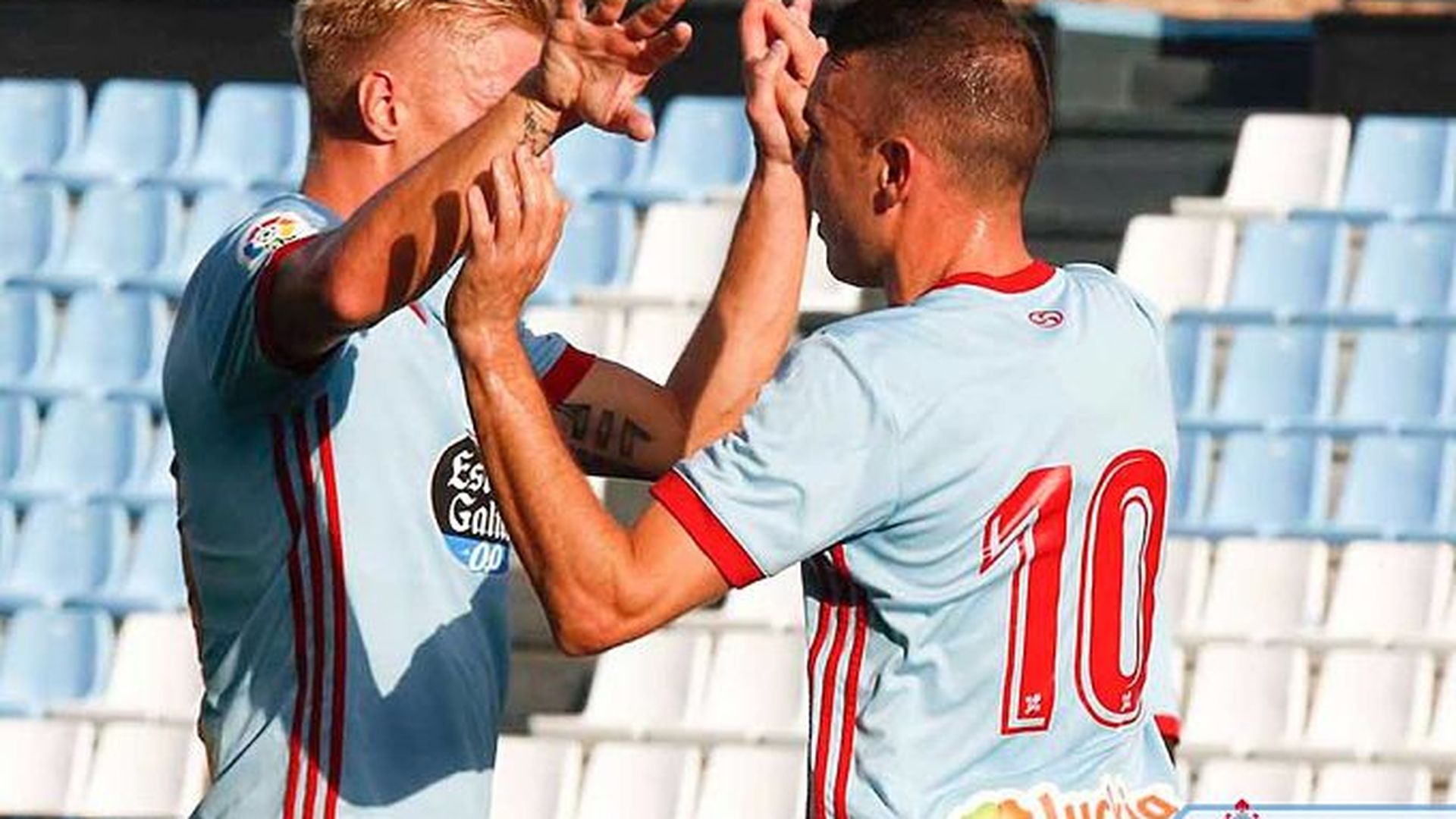 Celebracion_Aspas_Wass_Celta_Roma_Amistoso.jpg