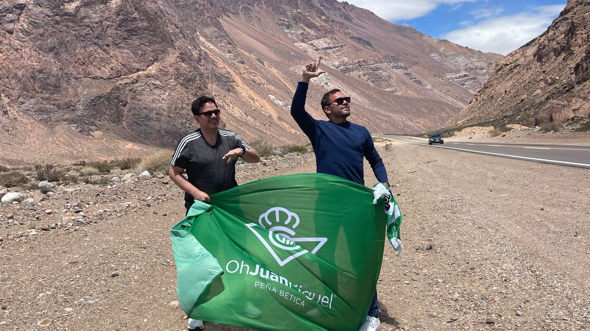 christian_y_mauricio_en_la_frontera_de_los_andes.jpeg