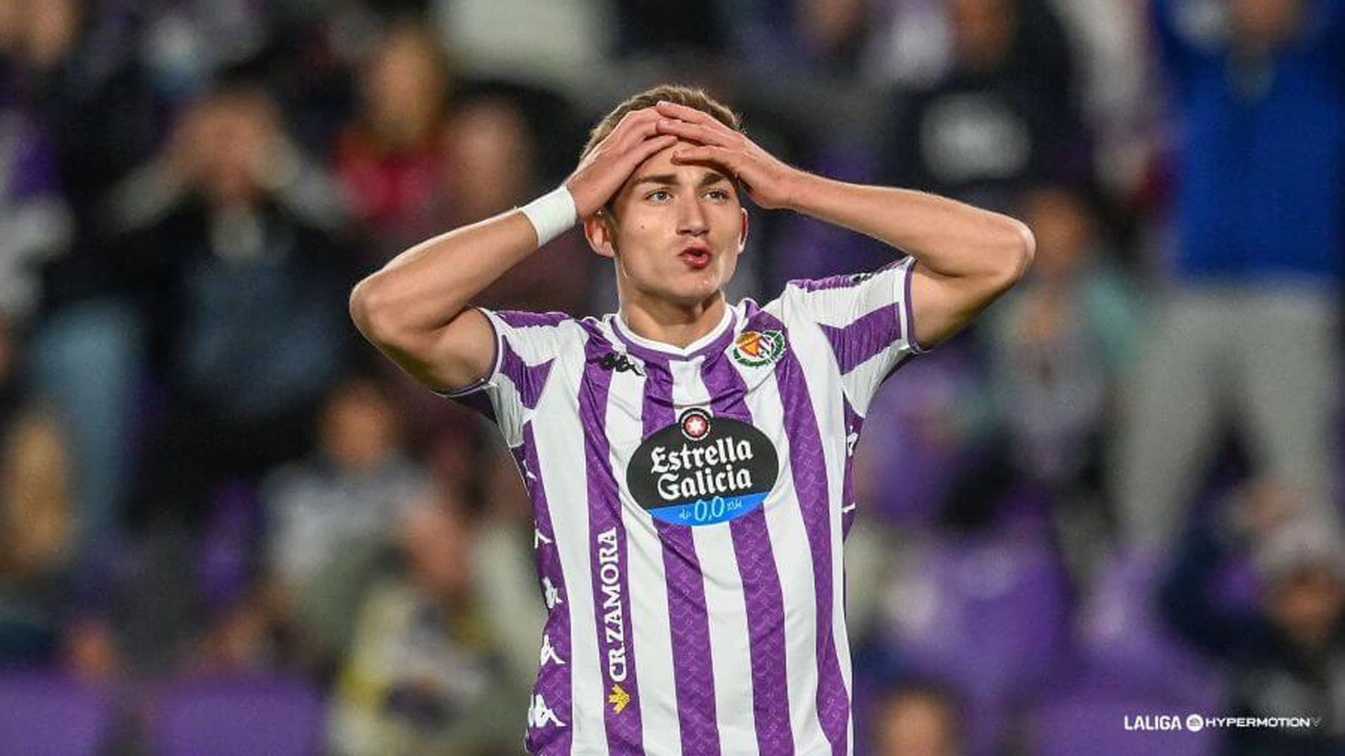 chuki_se_lamenta_ante_el_mirandes_002.jpeg chuki_se_lamenta_ante_el_mirandes_002.jpeg