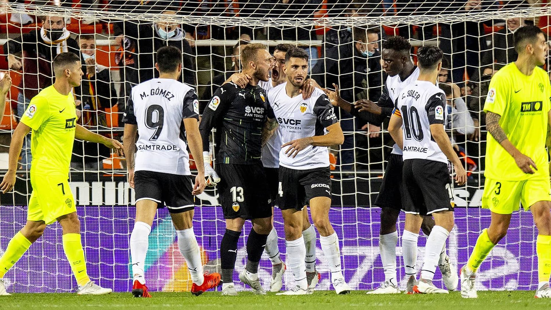 cillessen_en_el_valencia___elche_foto_valencia_cf_001.jpeg
