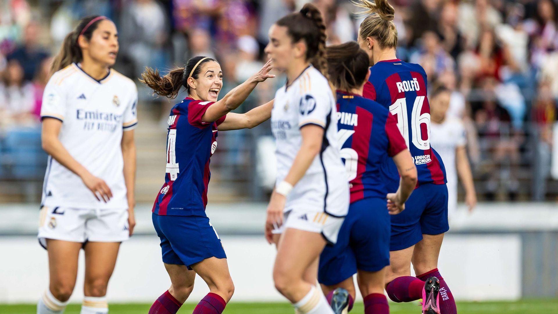 clasico_femenino_001.jpg clasico_femenino_001.jpg