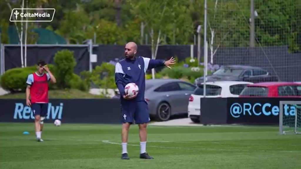 Claudio Giráldez suma a los internacionales y canteranos a los entrenamientos en Afouteza