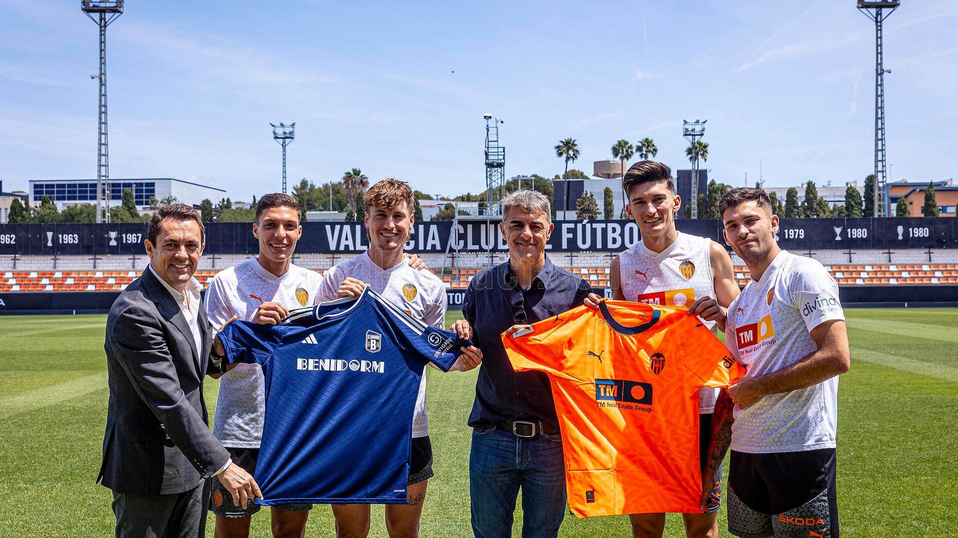 claudio_piojo_lopez_en_paterna_001.jpg claudio_piojo_lopez_en_paterna_001.jpg