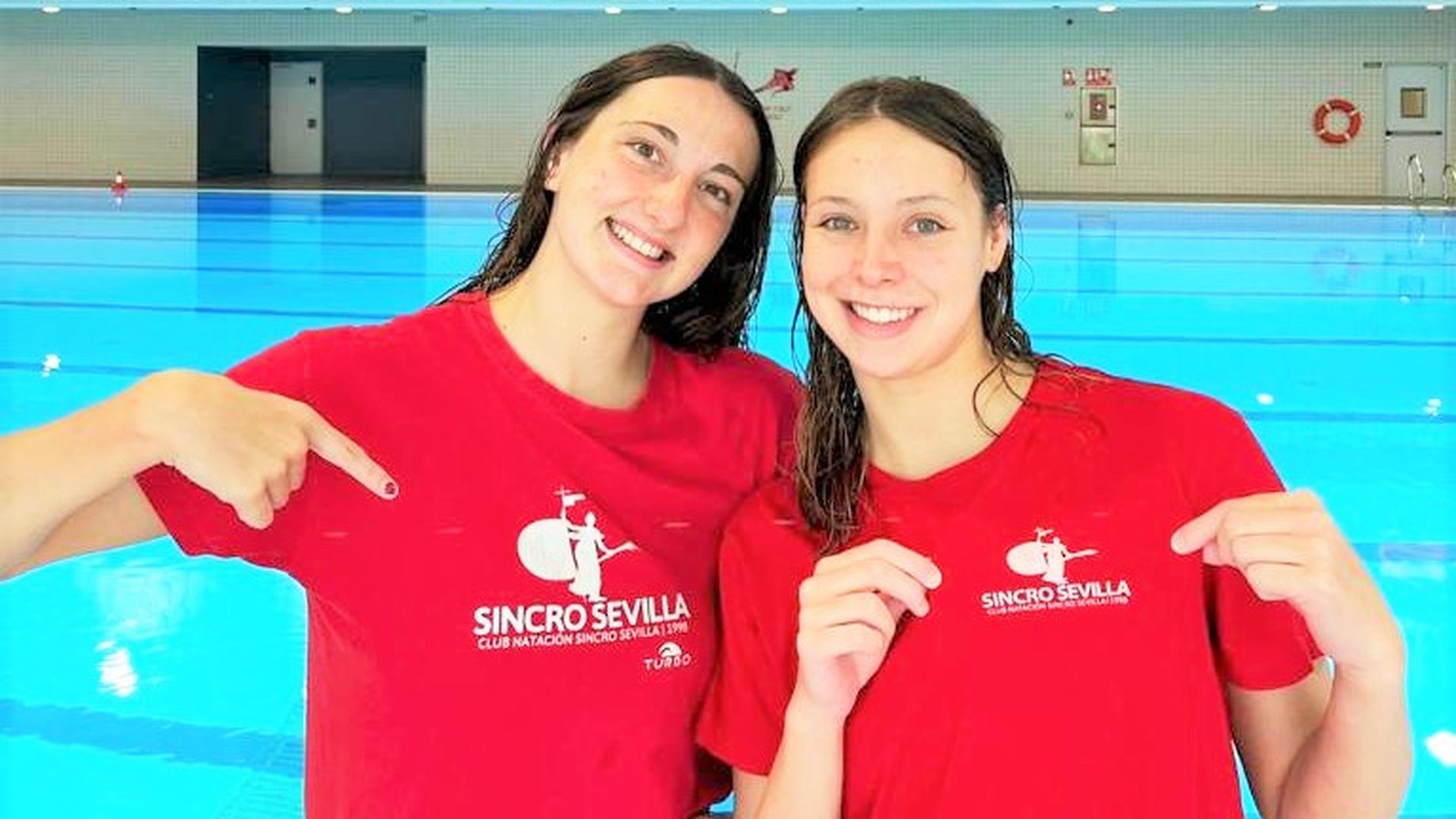 club_natacion_sincro_sevilla_001.jpeg