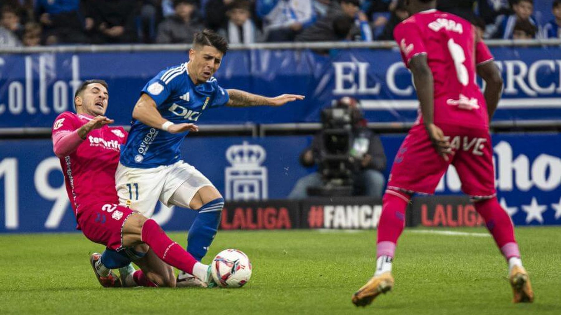 colombatto_durante_el_tenerife_real_oviedo_de_la_primera_vuelta_foto_laliga_001.jpeg