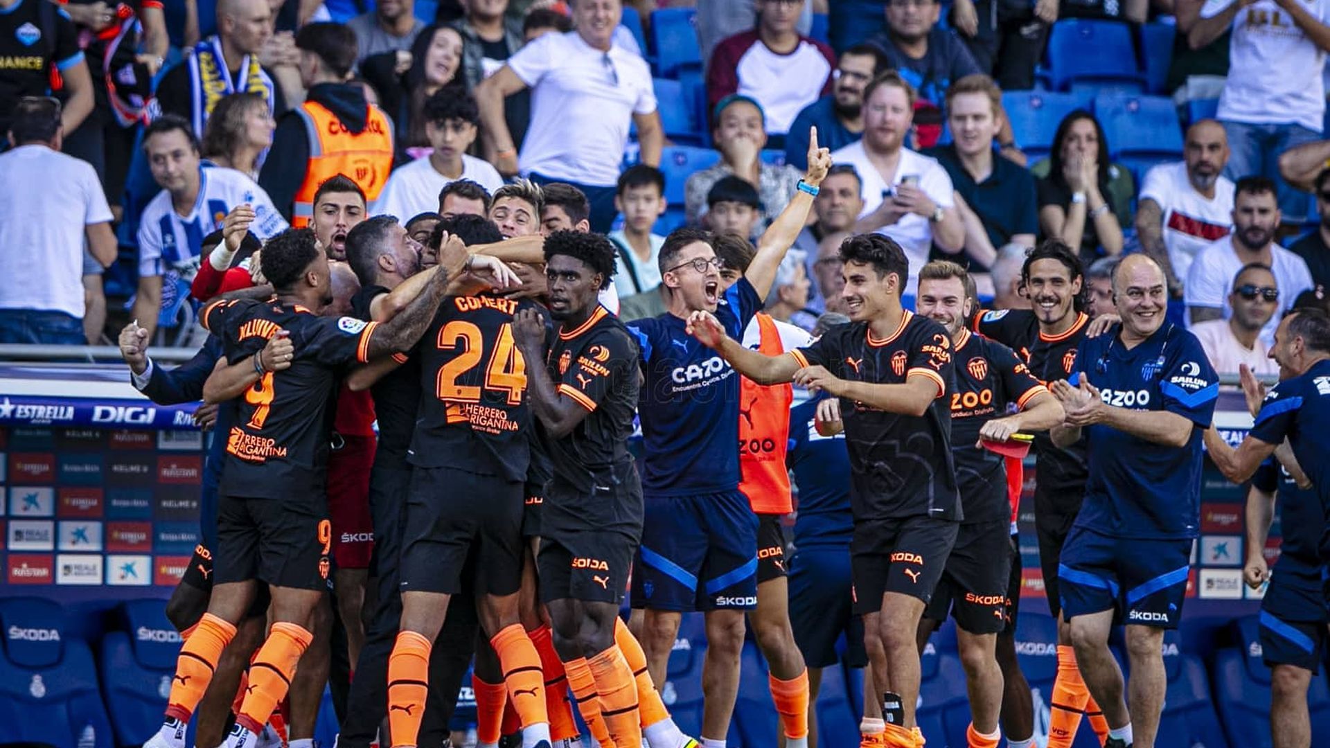 comert_hace_enloquecer_al_valencia_001.jpeg comert_hace_enloquecer_al_valencia_001.jpeg