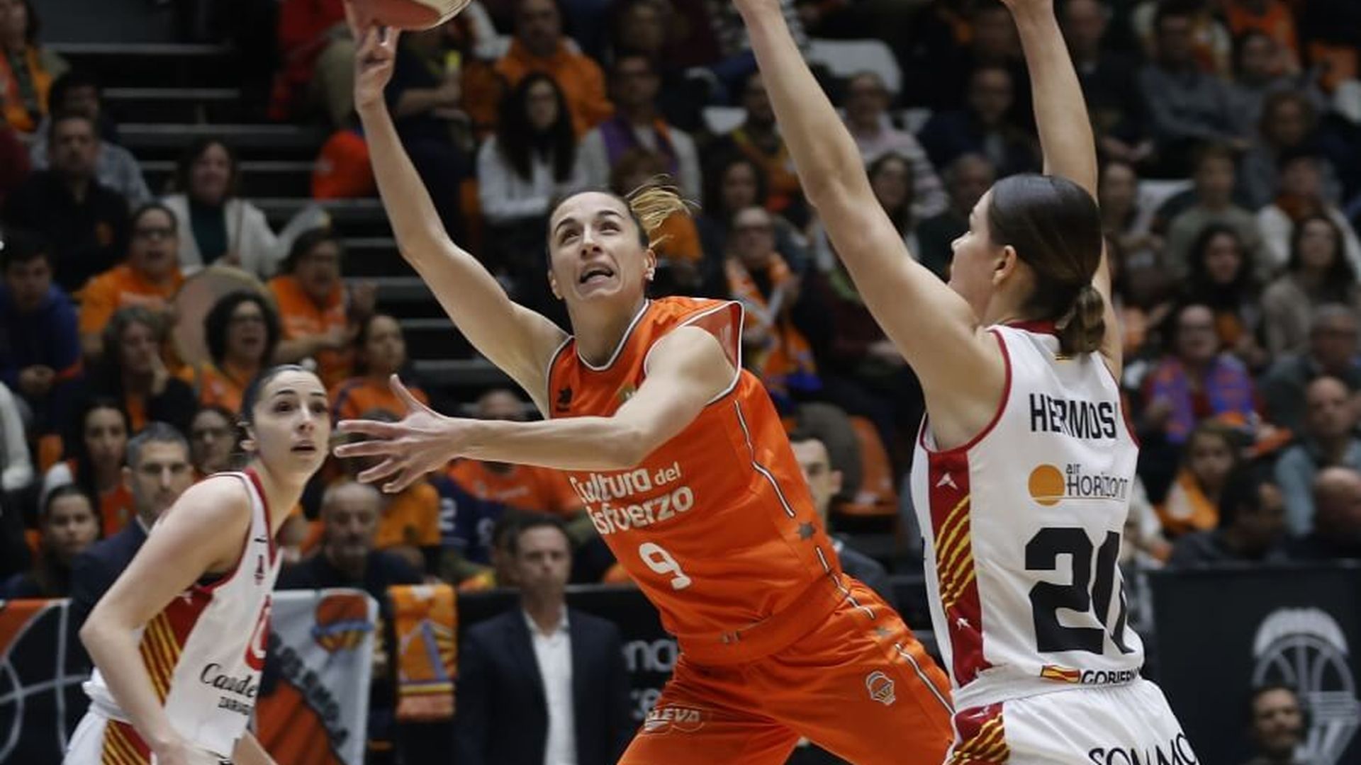 complicada_visita_del_valencia_basket_en_la_lf_endesa_a_casademont_zaragoza.jpg complicada_visita_del_valencia_basket_en_la_lf_endesa_a_casademont_zaragoza.jpg