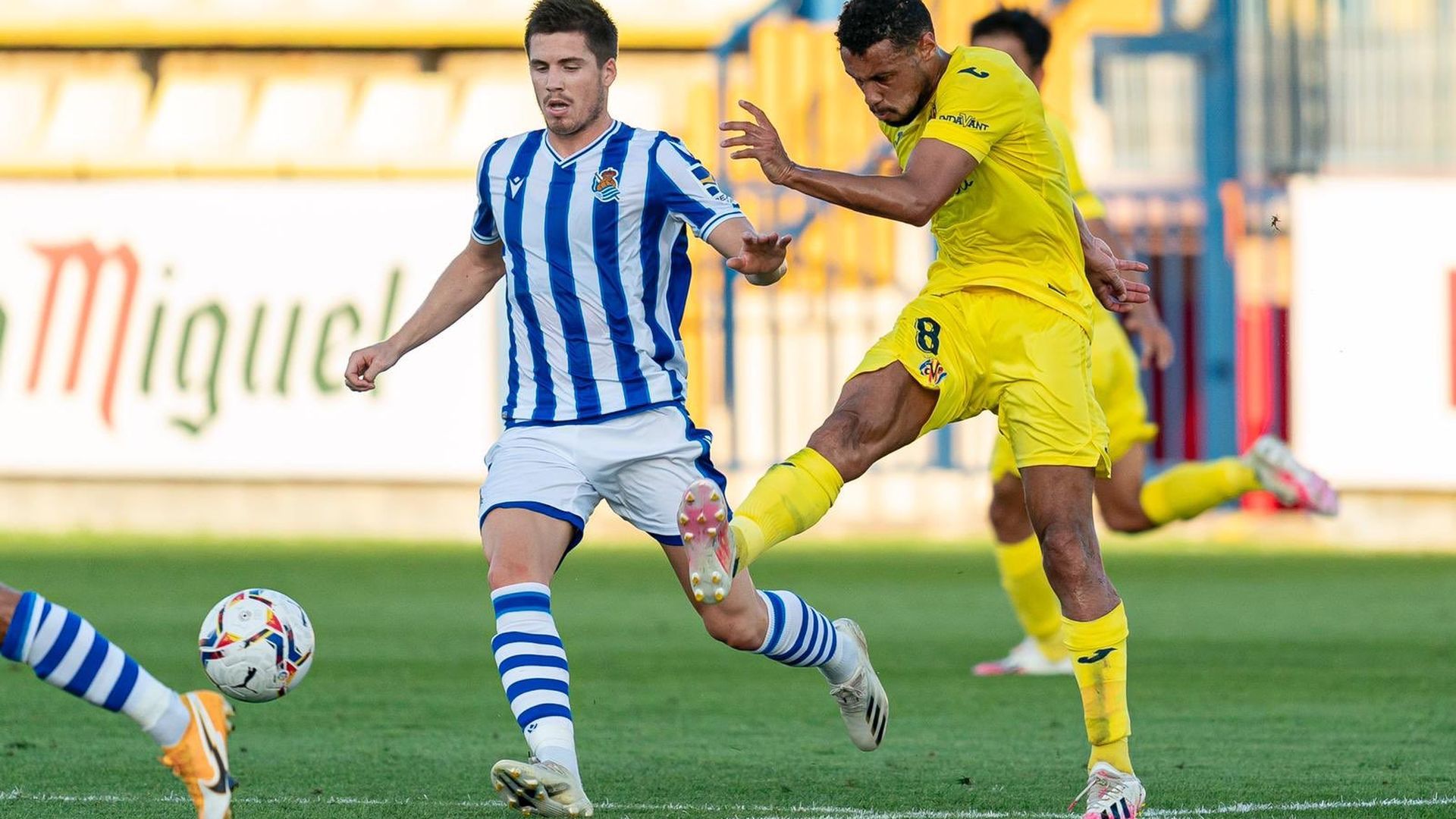 coquelin_con_el_villarreal_foto_villarreal_cf_001.jpeg