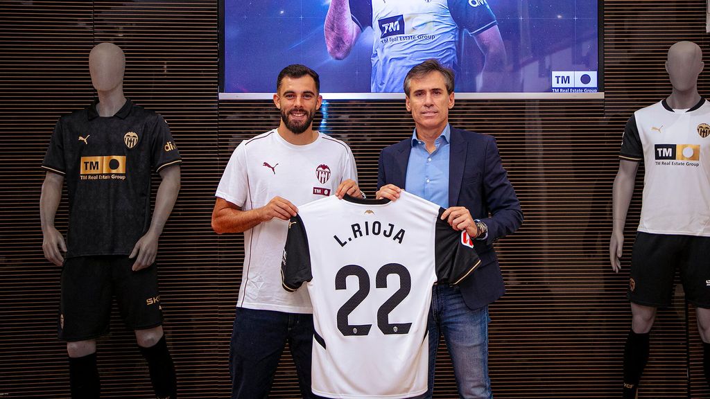 Rueda de prensa de Corona y Luis Rioja en su presentación con el Valencia CF