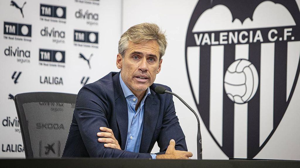 Corona analiza el mercado de fichajes del Valencia CF